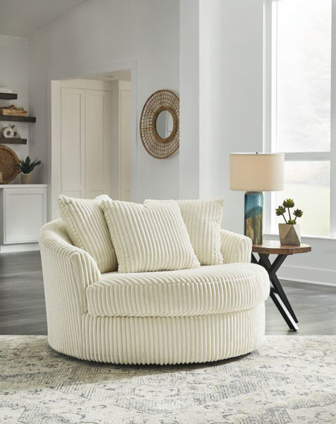 Picture of Lindyn Ivory Swivel Chair